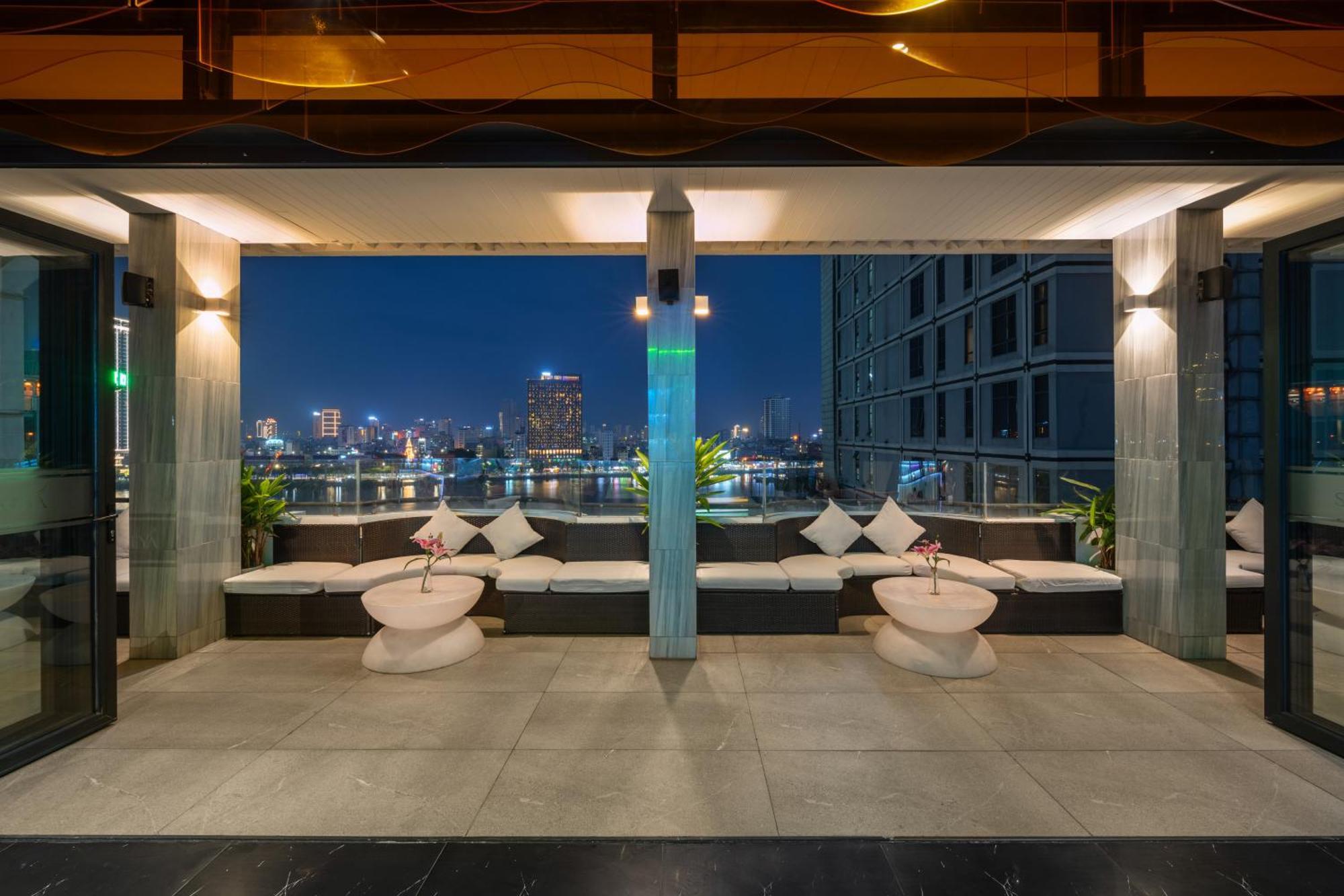 Satya Da Nang Hotel Han Market Exterior foto