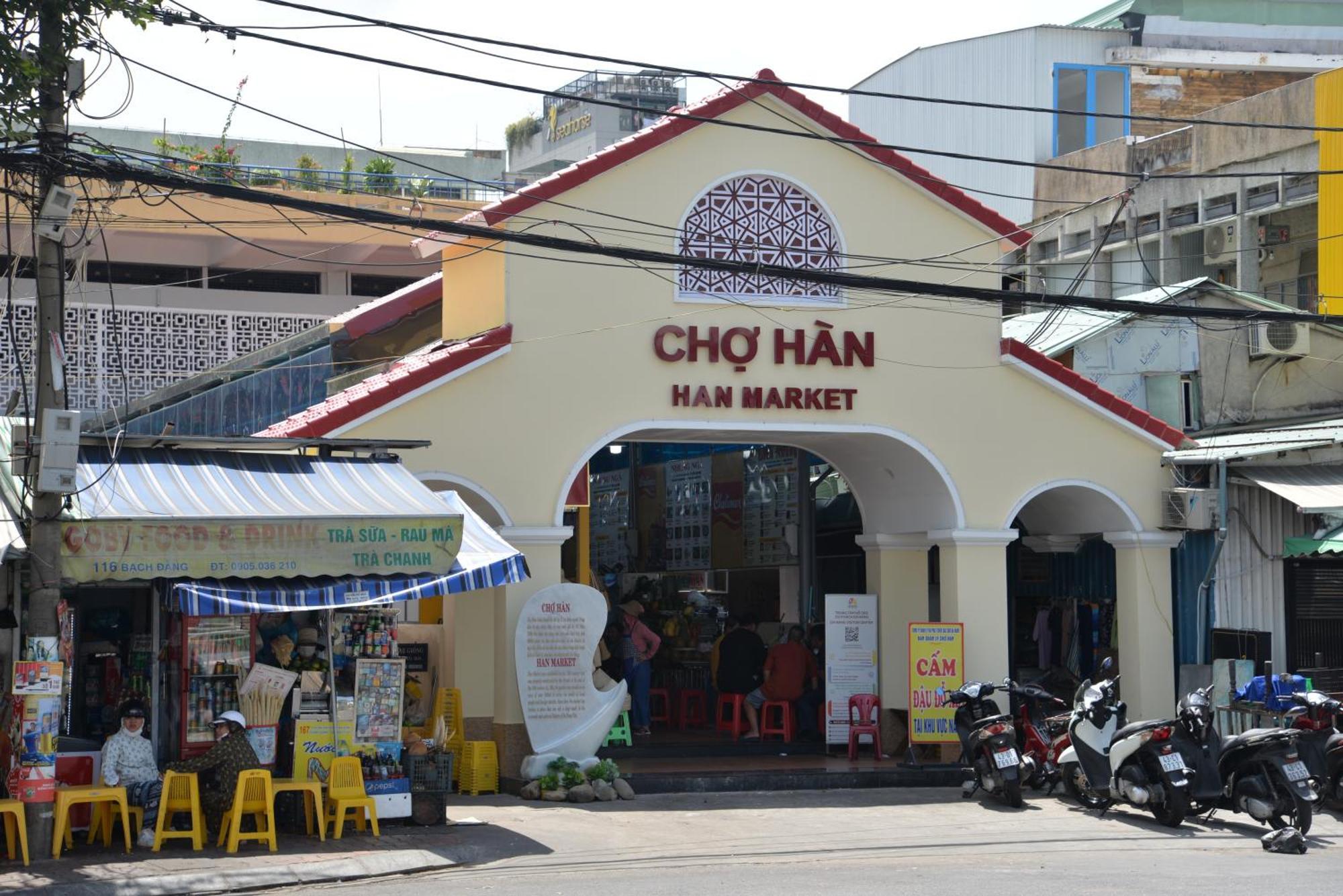 Satya Da Nang Hotel Han Market Exterior foto